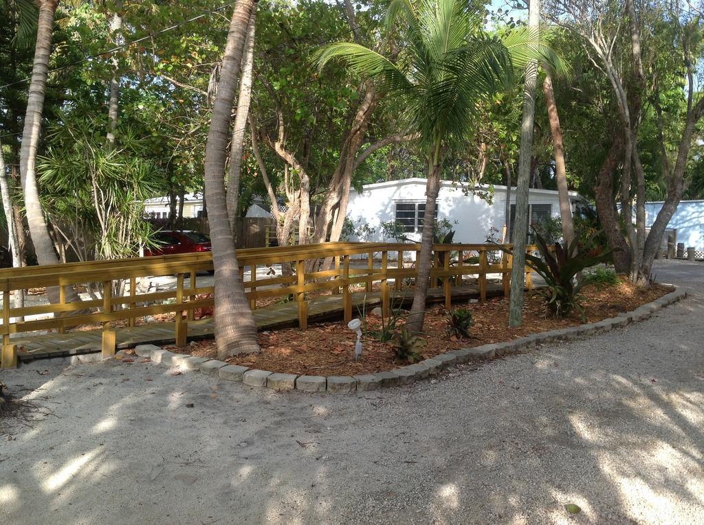 Seafarer Key Largo Resort And Beach ภายนอก รูปภาพ